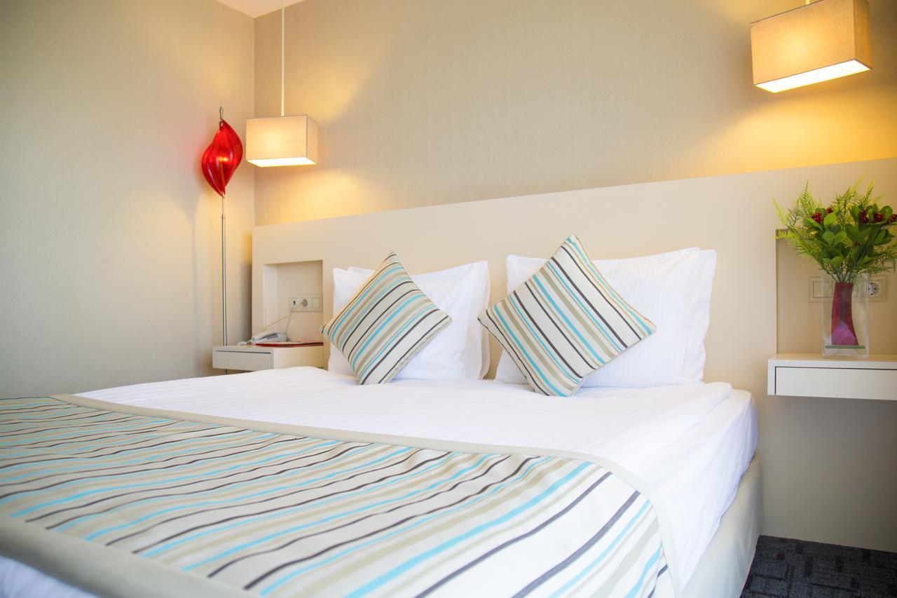 Sisus Hotel Cesme Exterior foto